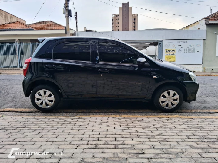Etios Hatch 1.3 16V 4P FLEX X