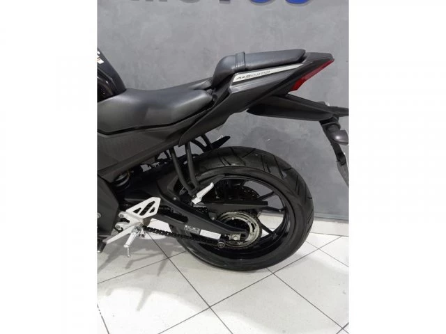 R15 ABS - Street
