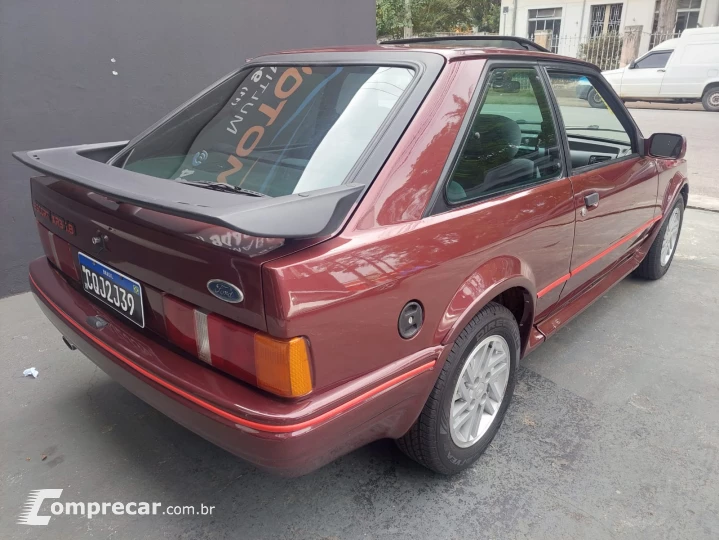 ESCORT 1.8 XR3 8V