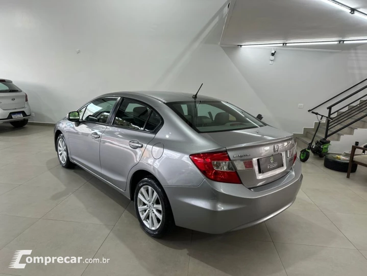 Civic Sedan LXR 2.0 Flexone 16V Aut. 4p