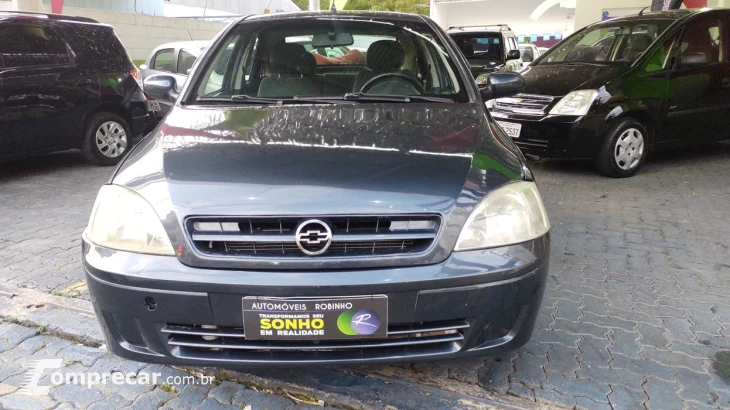 CORSA 1.8 MPFI MAXX SEDAN 8V