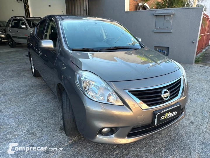 VERSA SL 1.6 16V Flex Fuel 4p Mec.