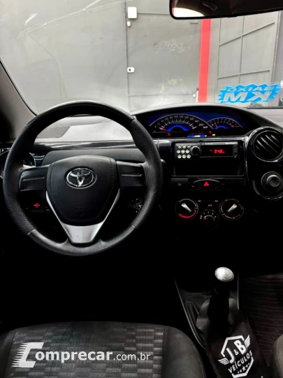 ETIOS 1.5 X Sedan 16V