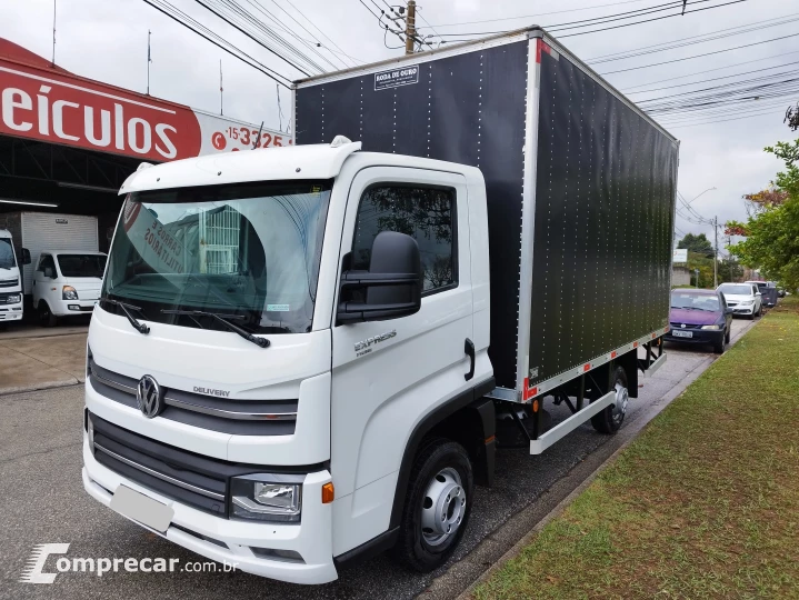 Delivery Express 2.8 Prime + Baú (cnh B)