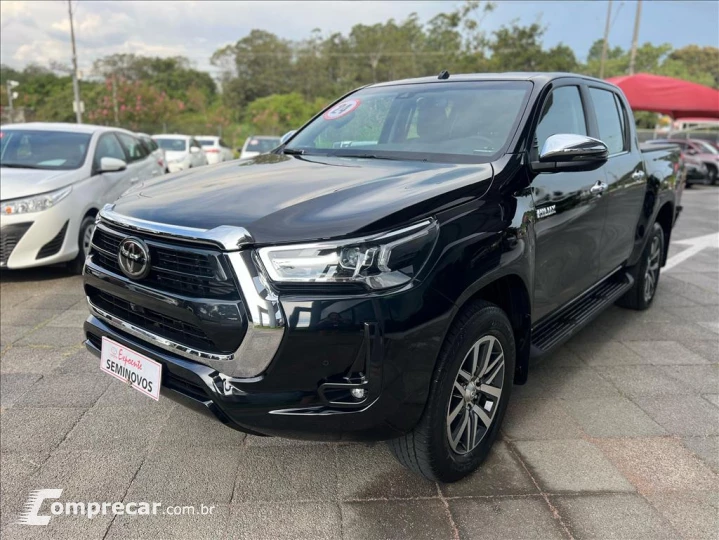 HILUX 2.8 D-4D TURBO DIESEL CD SRX 4X4 AUTOMÁTICO