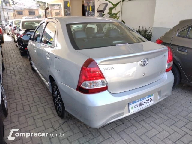 ETIOS SEDAN - 1.5 PLATINUM SEDAN 16V 4P AUTOMÁTICO