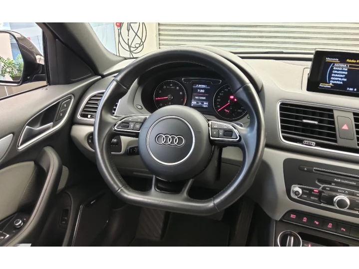 Q3 1.4 TFSI BLACK EDITION FLEX 4P S TRONIC