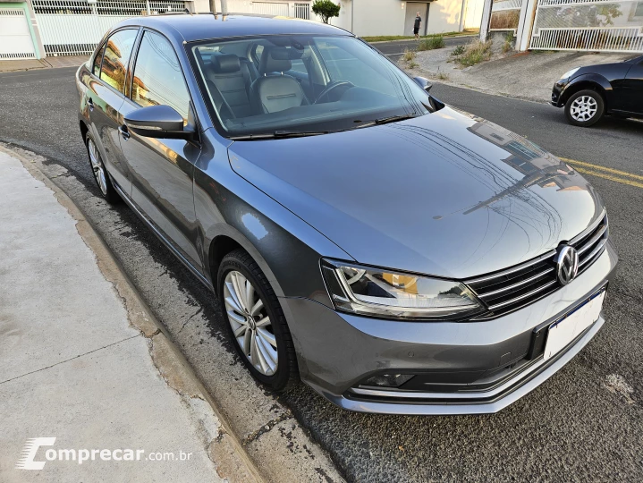 JETTA 1.4 16V TSI Comfortline