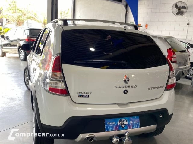 SANDERO - 1.6 STEPWAY 8V 4P MANUAL