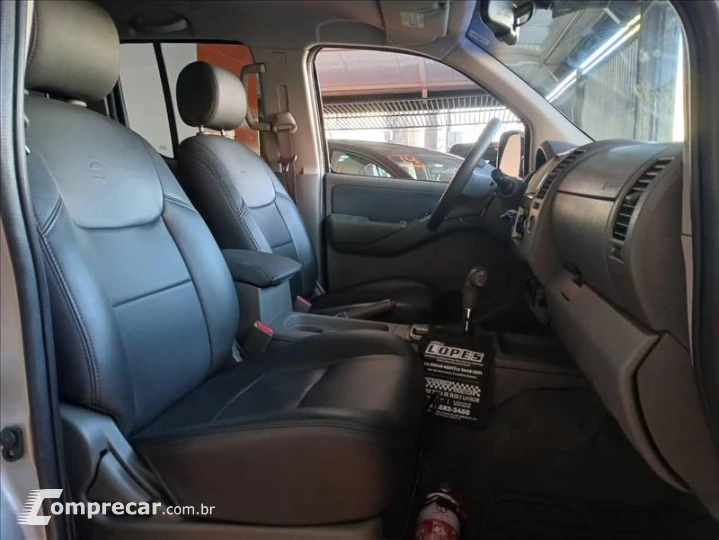 FRONTIER 2.5 LE 4X4 CD Turbo Eletronic