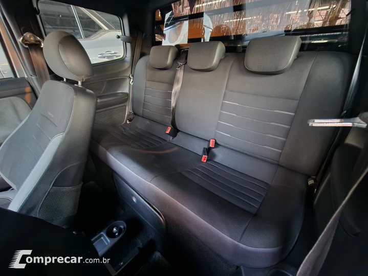 SAVEIRO 1.6 Cross CD 16V