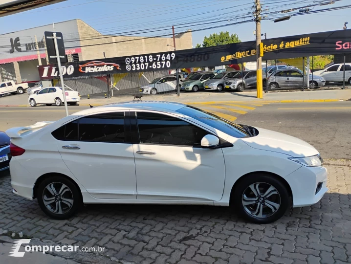 CITY 1.5 EX Sedan 16V