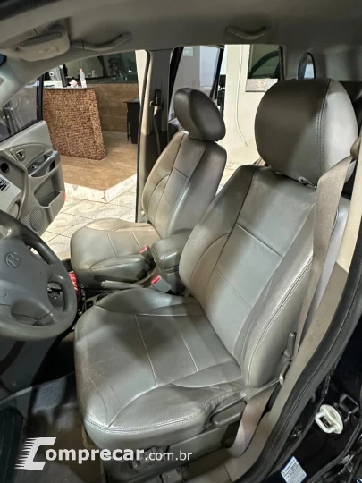 TUCSON 2.0 MPFI GLS 16V 143cv 2WD