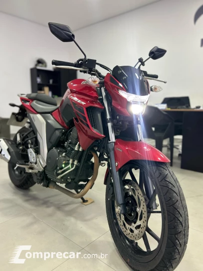 Fazer 250