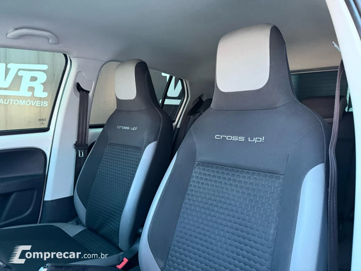 CROSS UP 1.0 TSI 12V