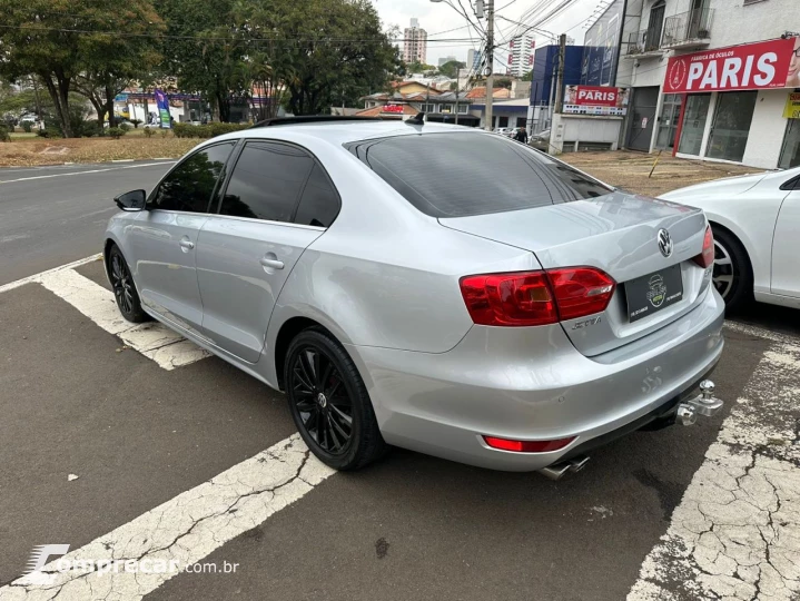 JETTA Highline 2.0 TSI 16V 4p Tiptronic