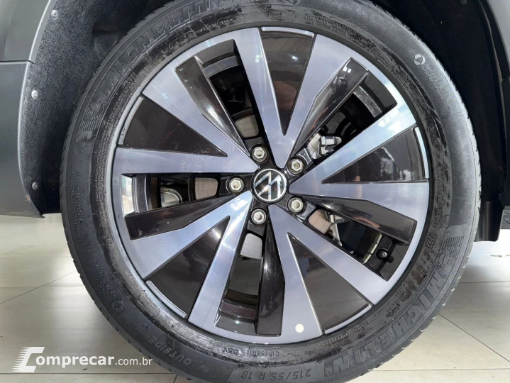 TAOS 1.4 250 TSI Highline