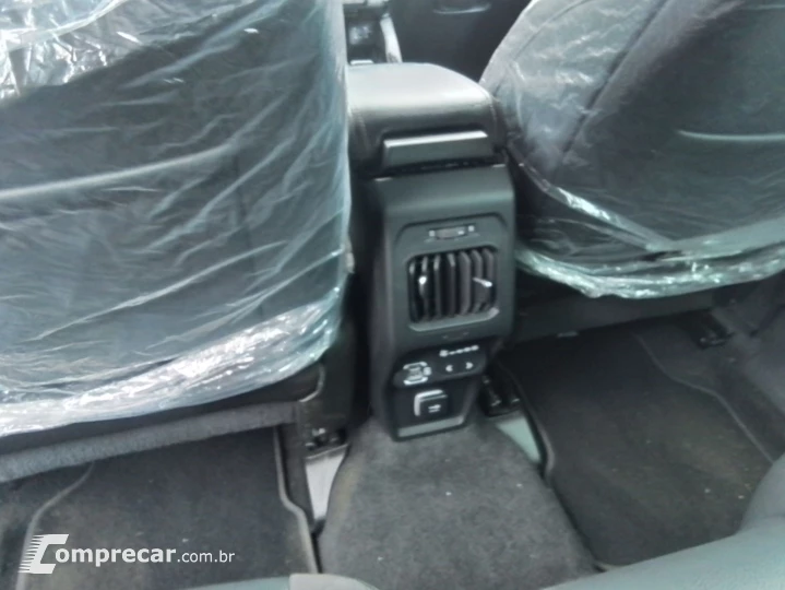 COMMANDER 1.3 T270 TURBO FLEX LIMITED AT6