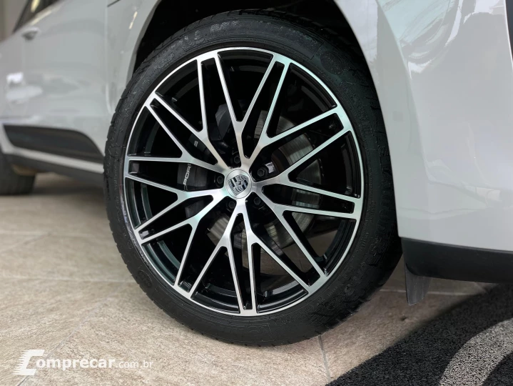 MACAN 2.0 TURBO GASOLINA PDK