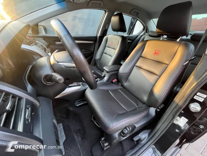CITY Sedan EX 1.5 Flex 16V 4p Aut.