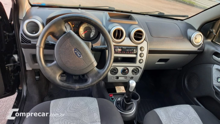 FIESTA 1.6 MPI Sedan 8V