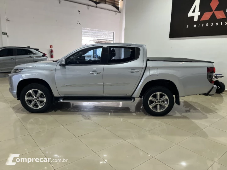 L200 TRITON 2.4 16V Turbo Sport GLS CD 4X4
