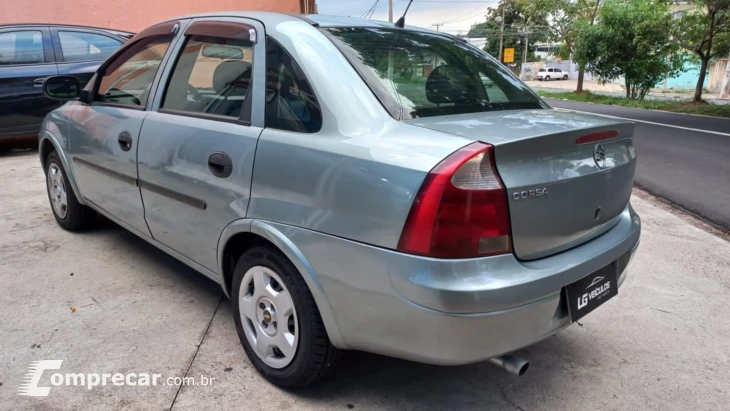 CORSA 1.0 MPFI VHC Sedan 8V