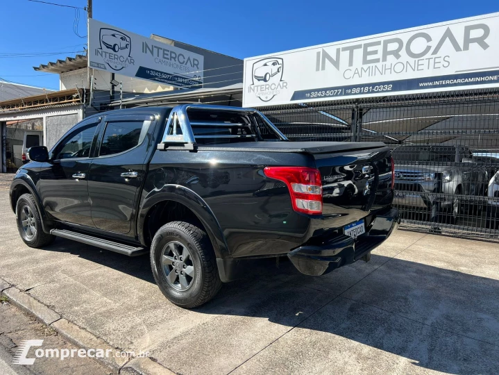 L200 TRITON 2.4 16V Turbo Sport HPE CD 4X4