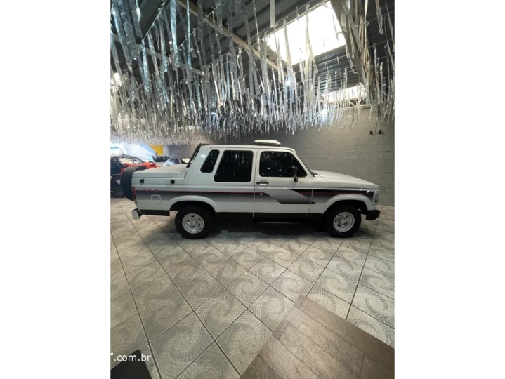 D20 4.0 CUSTOM S CD 8V TURBO DIESEL 4P MANUAL