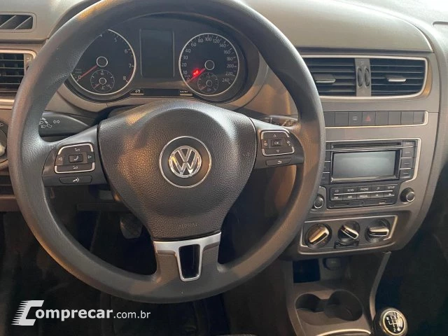 FOX - 1.6 MI BLUEMOTION 8V 4P MANUAL