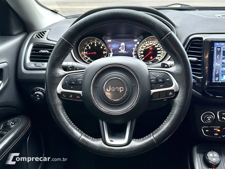 COMPASS 2.0 16V DIESEL TRAILHAWK 4X4 AUTOMÁTICO