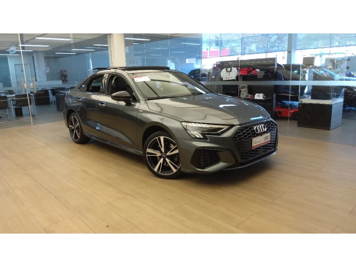 A3 2.0 40 TFSI GASOLINA SEDAN PERFORMANCE BLACK S-TRONIC