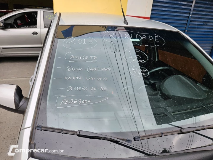 FIESTA 1.6 Rocam SE Sedan 8V