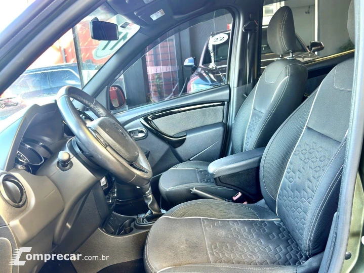 DUSTER OROCH 2.0 16V FLEX DYNAMIQUE 4P AUTOMÁTICO