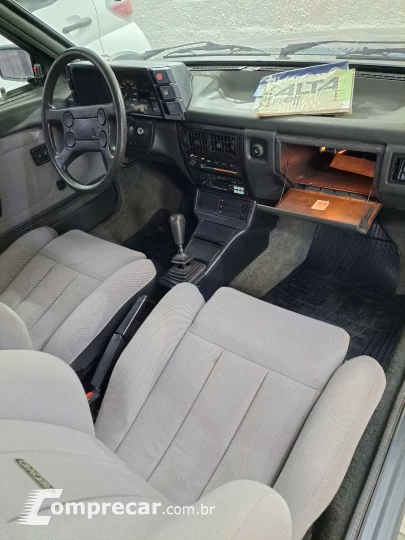 VOYAGE 1.8 GLS 8V
