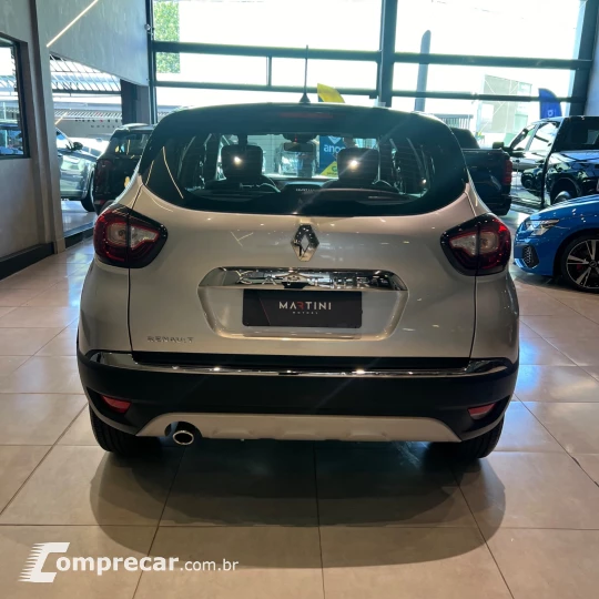 CAPTUR Intense Bose 2.0 16V Flex 5p Aut.