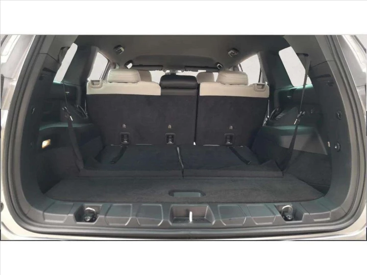 COMMANDER 1.3 T270 TURBO FLEX LIMITED AT6