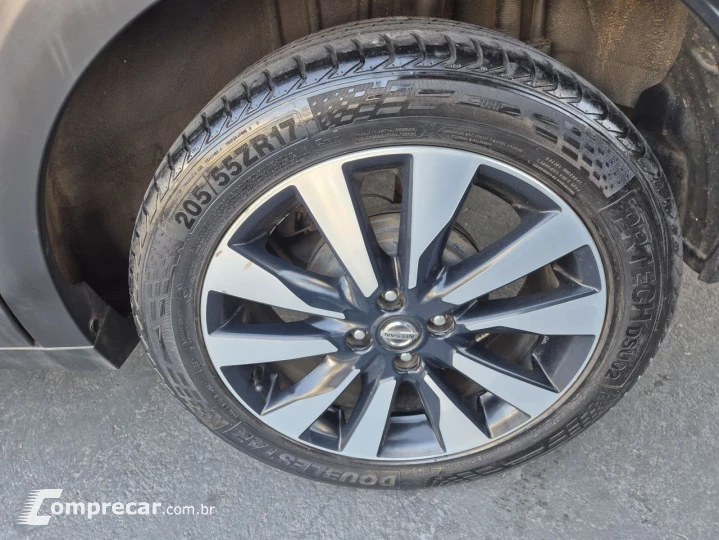 KICKS SV 1.6 16V FlexStar 5p Aut.