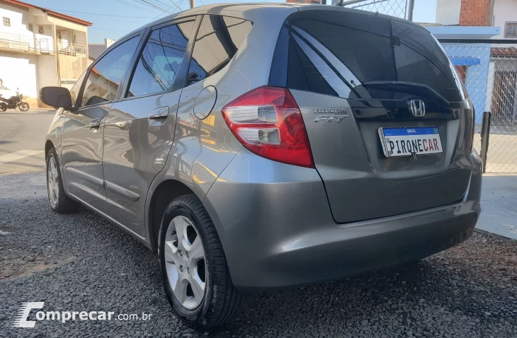 FIT 1.4 LX 8V