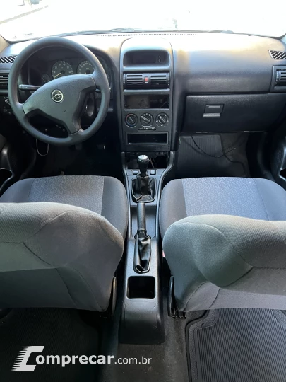 ASTRA 2.0 MPFI Advantage 8V