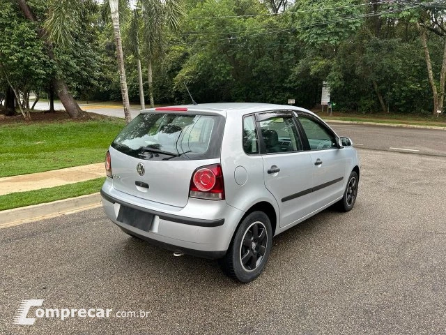 POLO - 1.6 MI 8V 4P MANUAL