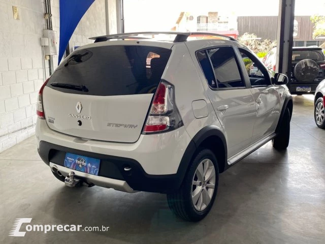 SANDERO - 1.6 STEPWAY 8V 4P MANUAL