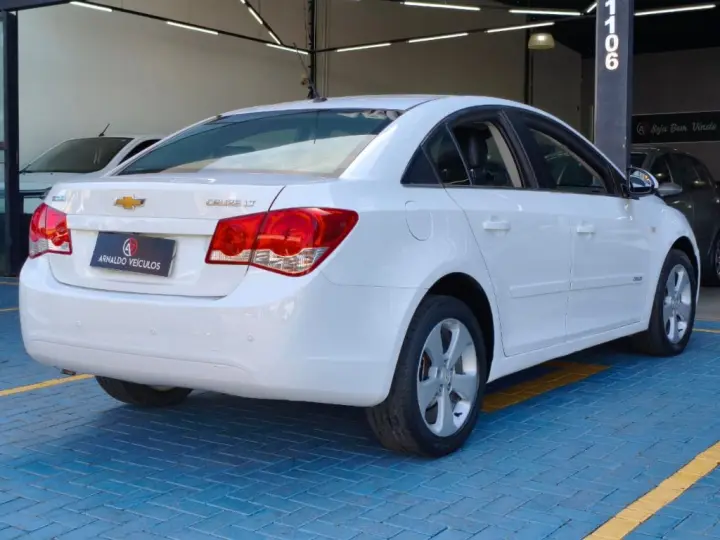 CRUZE LT 1.8 16V FlexPower 4p Aut.
