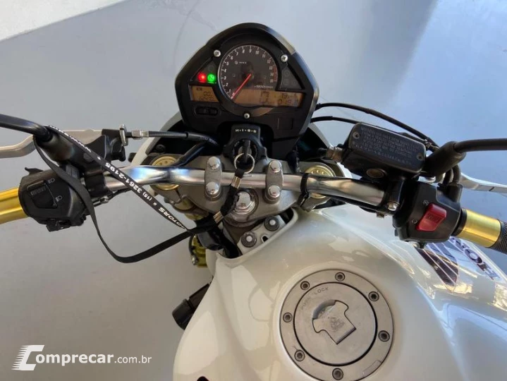 CB600F HORNET