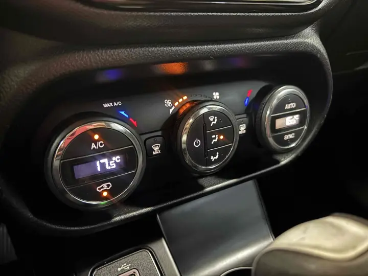 TORO 1.8 16V EVO FLEX FREEDOM AT6