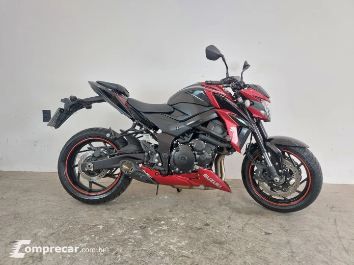 SUZUKI GSX S 750A
