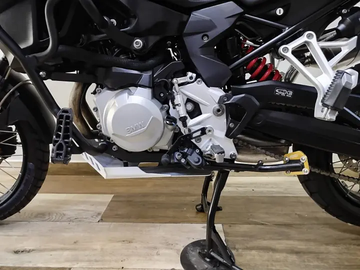 F 850 GS TRIPLE BLACK