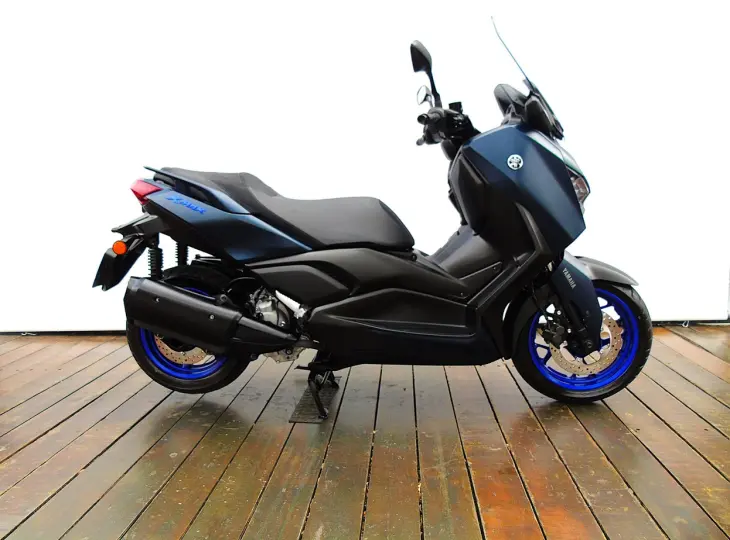 YAMAHA XMAX 250 CONNECTED ABS