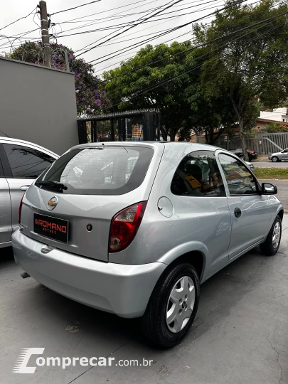 CELTA 1.0 MPFI Life 8V