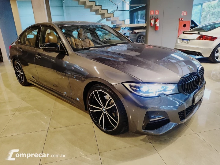 320i 2.0 16V TURBO GASOLINA M SPORT AUTOMÁTICO